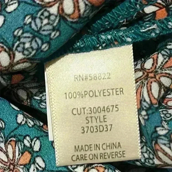 Max Studio Women's V-Neck Sleeveless Tank Top Geometric Print Size S Multicolor - Picture 4 of 6